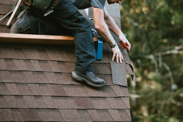 Best Emergency Roof Repair  in Iuka, MS